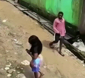 黑哥遭重，仙人跳.gif